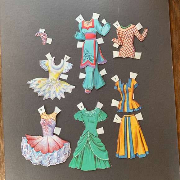 Vintage | Whitman Publishing Nutcracker Dolls - Picture 9 of 15